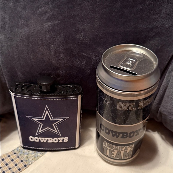 Dallas Cowboys Flask and Can Coin Bank Set - Picture 2 of 3